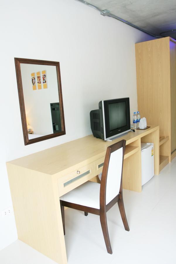 Bansabai Sabaidee Service Apartment Bangkok Zewnętrze zdjęcie