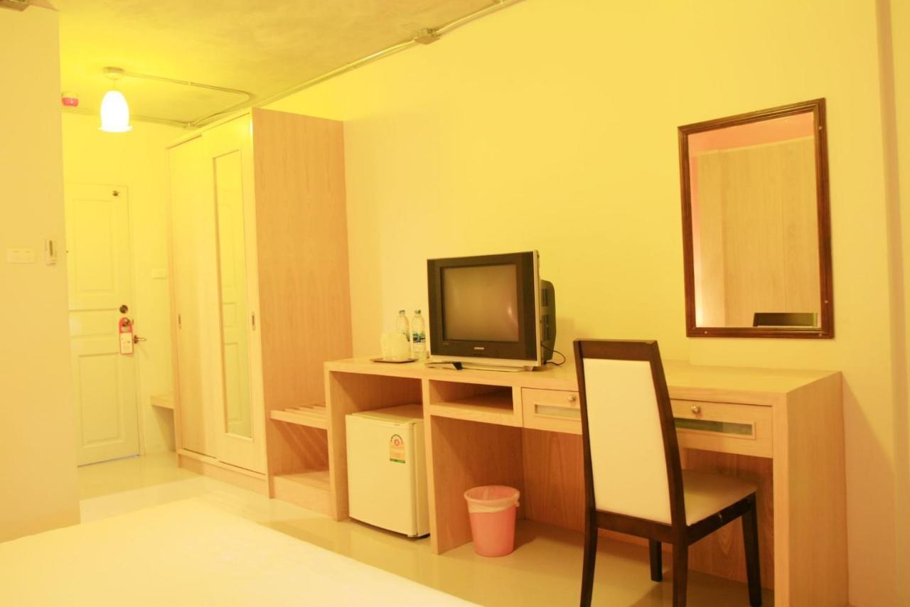 Bansabai Sabaidee Service Apartment Bangkok Zewnętrze zdjęcie