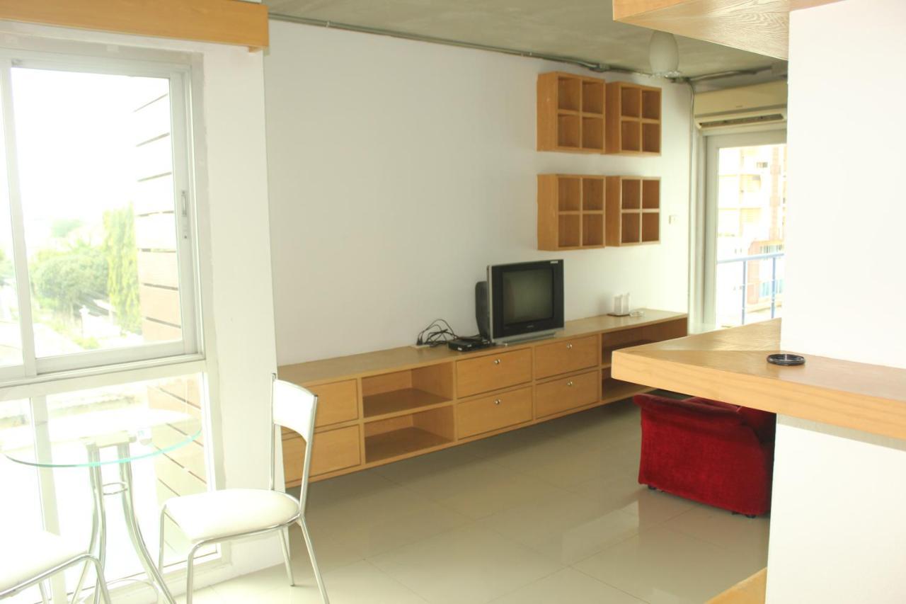 Bansabai Sabaidee Service Apartment Bangkok Zewnętrze zdjęcie