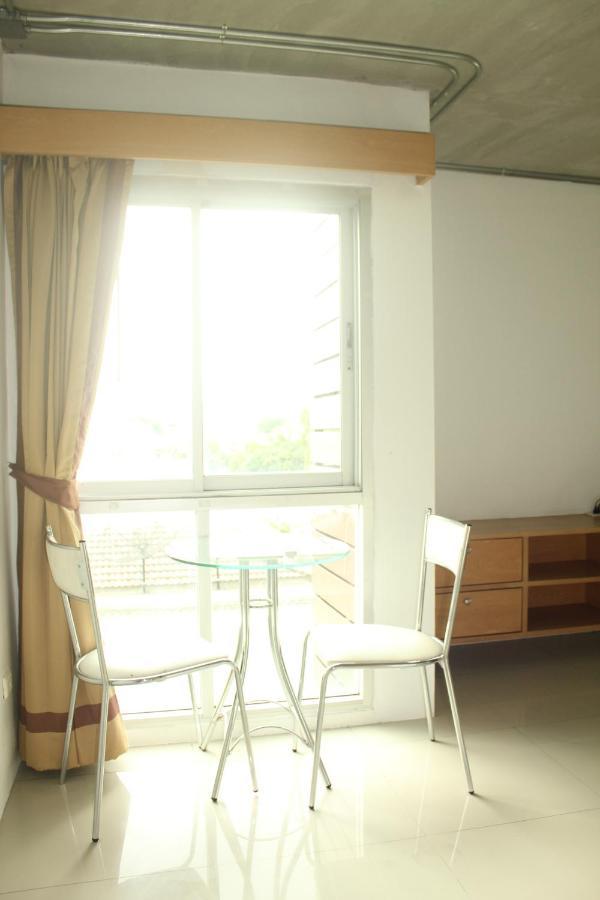 Bansabai Sabaidee Service Apartment Bangkok Zewnętrze zdjęcie